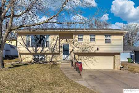 810 S Grandview Ave Papillion, NE 68046