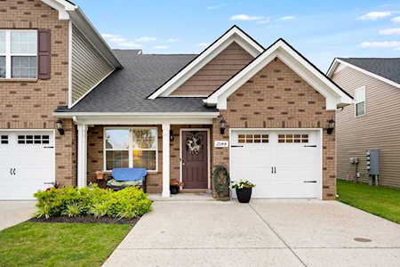 2044 Alysheba Run Murfreesboro, TN 37128