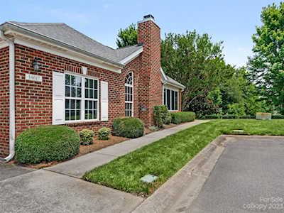 14617 Penmore Ln Charlotte, NC 28269