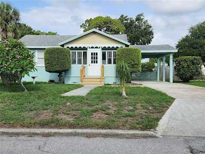 1122 30th St W Bradenton, FL 34205