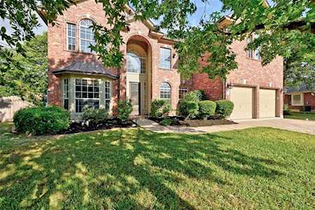 11604 Niemann CV Austin, TX 78748