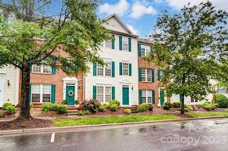 12823 Bullock Greenway Blvd Charlotte, NC 28277