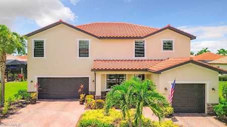 9415 River Otter Dr Fort Myers, FL 33912