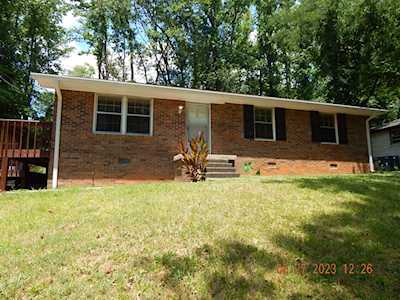 359 Hickory Grove Blvd Clarksville, TN 37040