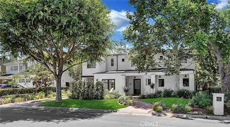 327 Snug Harbor Rd Newport Beach, CA 92663