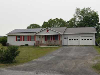 22 Brackett Circle Charlestown, NH 03603