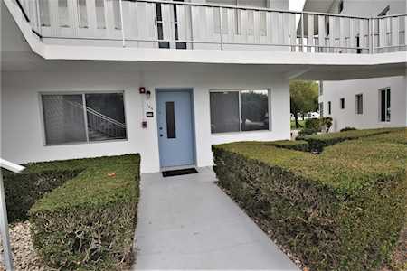11201 80th Ave #109 Seminole, FL 33772