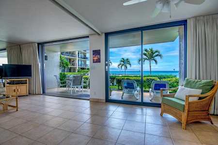 4401 Lower Honoapiilani Rd #A102 Lahaina, HI 96761