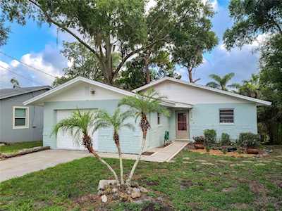 6056 Oak Ridge Ave New Port Richey, FL 34653