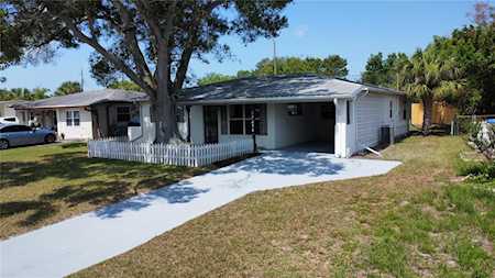 12316 105th St Largo, FL 33773