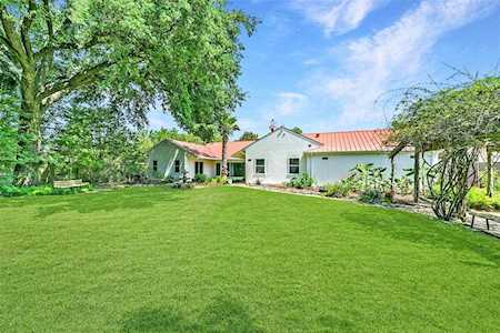 5423 Braeburn Dr Bellaire, TX 77401