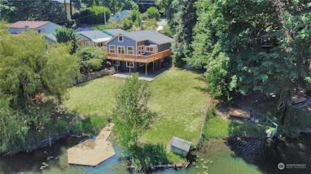 26412 Lake Fenwick Rd S Kent, WA 98032