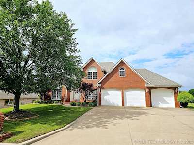 3315 Heritage Dr Claremore, OK 74019