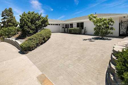 475 Hills Lane Drive El Cajon, CA 92020
