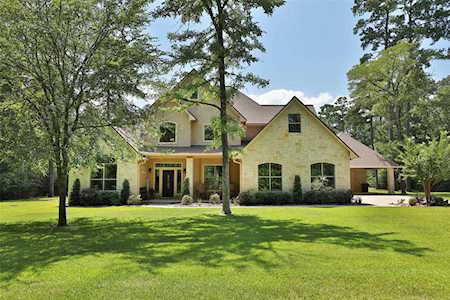 31102 N High Meadow Circle Magnolia, TX 77355