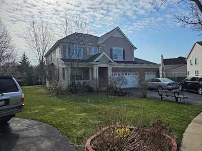 1433 White Oak Ln West Chicago, IL 60185