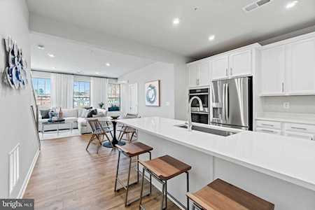 13684 Innovation Station Loop Herndon, VA 20171
