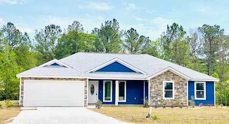 525 Rustling Pines Blvd Dr Midway, FL 32343