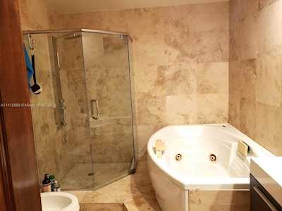245 Poinciana Dr #505 Sunny Isles Beach, FL 33160