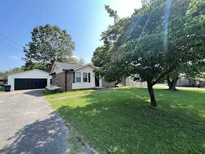 7821 Clearwater Ct Murfreesboro, TN 37129