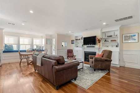49 L St #1 Boston, MA 02127