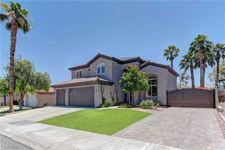 8321 Shad Bush Ave Las Vegas, NV 89149