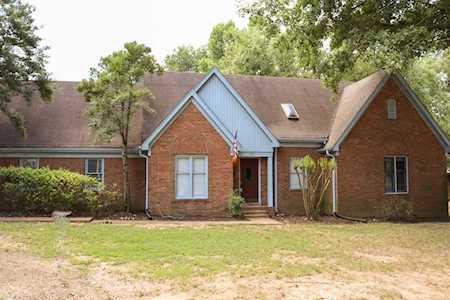 743 Concordia Dr Collierville, TN 38017