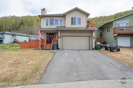 17833 Beaujolais Dr Eagle River, AK 99577