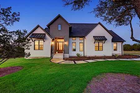 305 Esperanza Petal PASS Liberty Hill, TX 78642