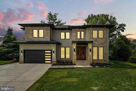 1729 Court Petit Mclean, VA 22101