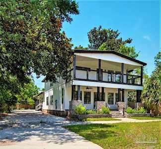 1306 E Gonzalez St Pensacola, FL 32501