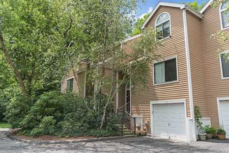 129 Bayberry Close Chappaqua, NY 10514