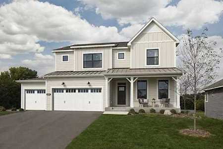 1297 Woods Creek Drive S Delano, MN 55328