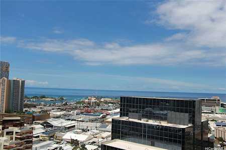 876 Curtis Street #2703 Honolulu, HI 96813