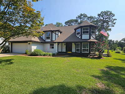 833 S Turnberry Cove Niceville, FL 32578