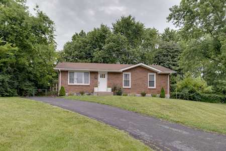 103 Evergreen Ct Hendersonville, TN 37075
