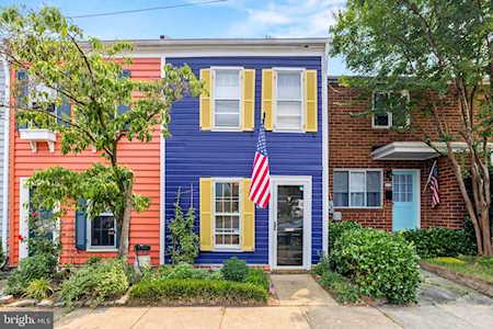 608 S Pitt St Alexandria, VA 22314