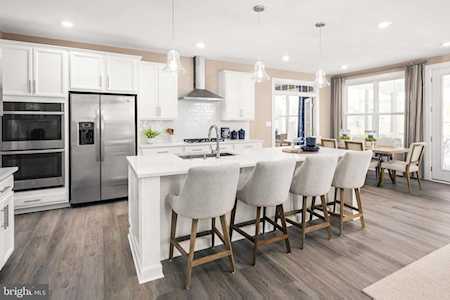 4118 Carleton Ln Ellicott City, MD 21042