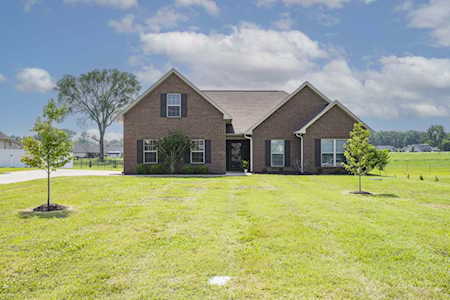 4224 Zephyr Ct Murfreesboro, TN 37128