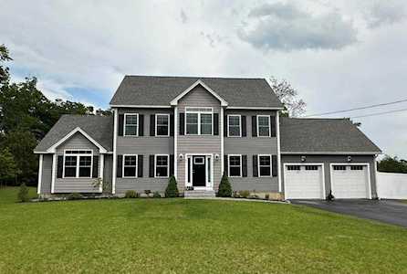 87 Copp Dr Fremont, NH 03044