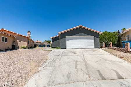 2112 Birch Leaf Circle Las Vegas, NV 89156