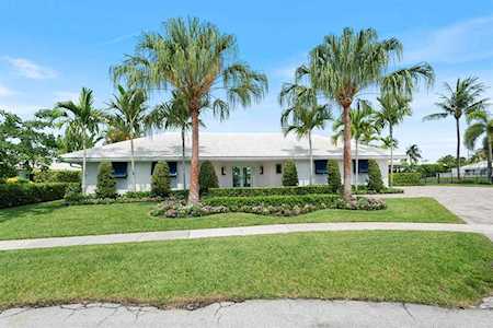 943 SW Pepperridge Terrace Boca Raton, FL 33486