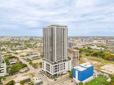 1600 NE 1st Ave #2501 Miami, FL 33132