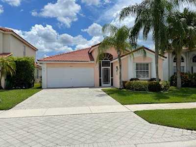 3520 Miramontes Circle Wellington, FL 33414