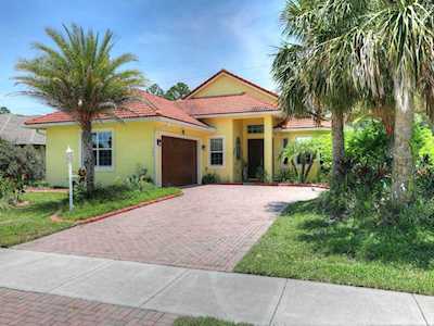 904 Yearling Trl Sebastian, FL 32958
