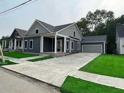 40 Clinton Street Canal Winchester, OH 43110