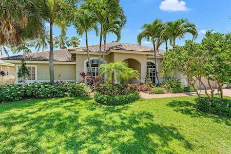 1950 S Club Drive Wellington, FL 33414
