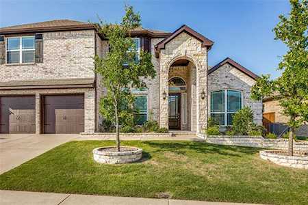909 Lawndale Street Celina, TX 75009