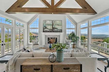 22481 Mission Hills Ln Yorba Linda, CA 92887