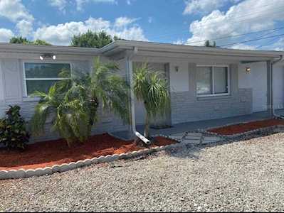 4719 Bonton Dr Holiday, FL 34690